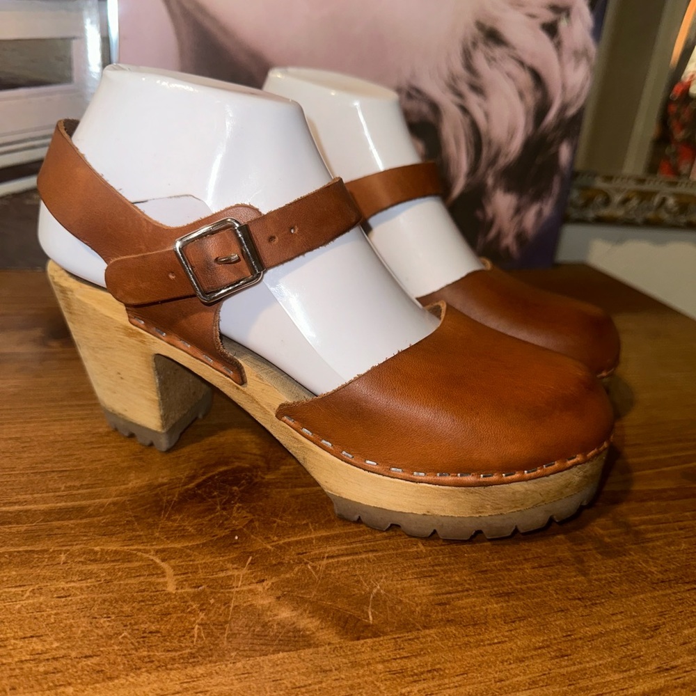 MIA Tsn Leather Sling Buckle Wooden Clogs Size 38